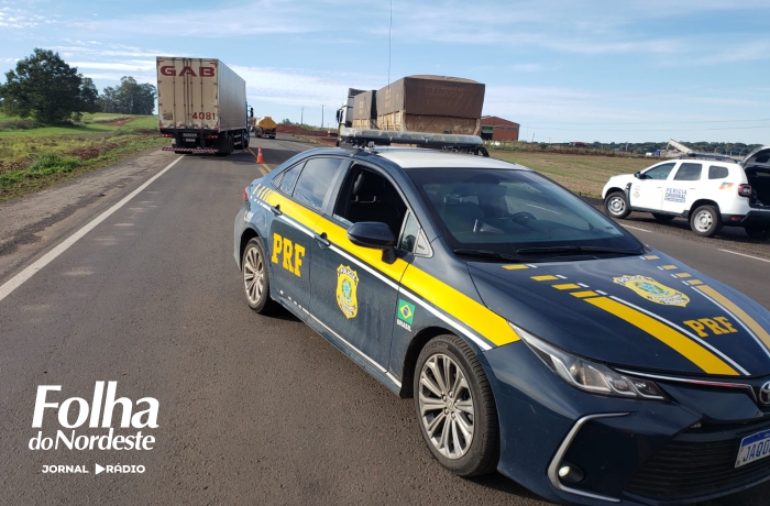 Homem ao desembarcar do caminhão é atropelado por um bitrem
