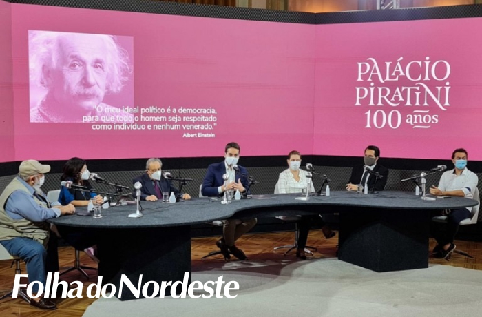 Na estreia do Palácio Aberto, governador e jornalistas discutem o papel da democracia desde a Legalidade até os dias atuais