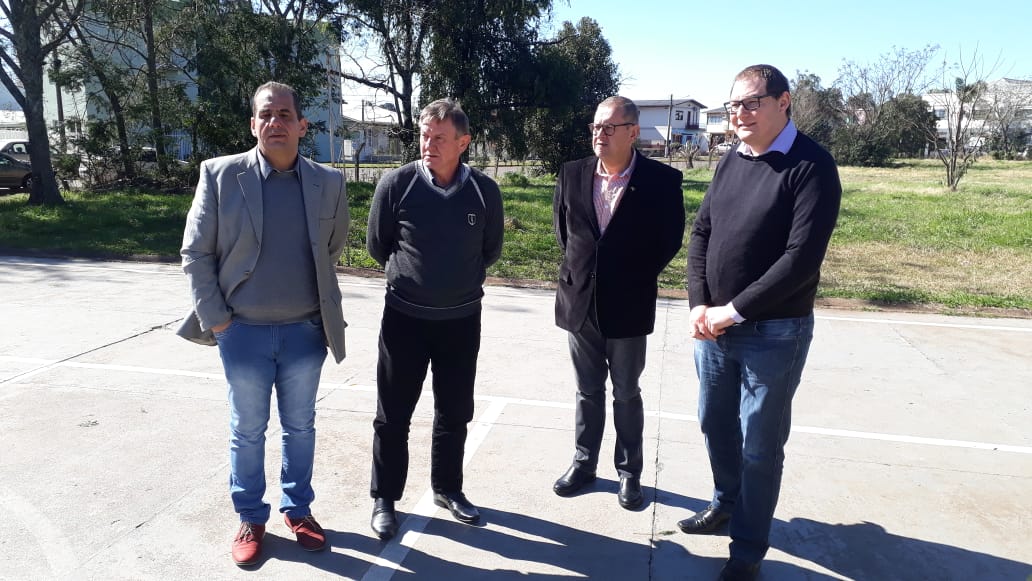 Diretor de articulação da SEDUC visita Lagoa