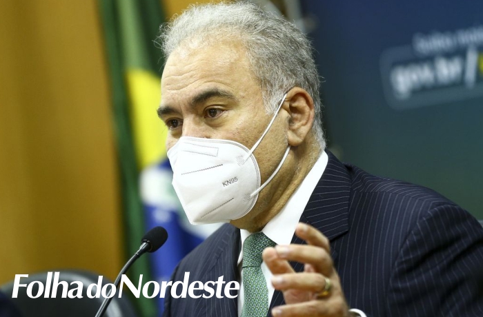 Governo reduz para 7 dias isolamento de pacientes com covid-19