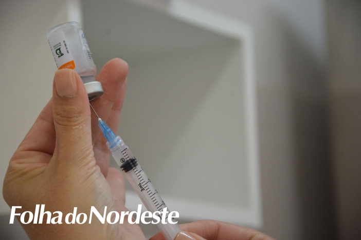 Pessoas com comorbidades entre 18 e 59 anos podem agendar vacina contra a Covid-19