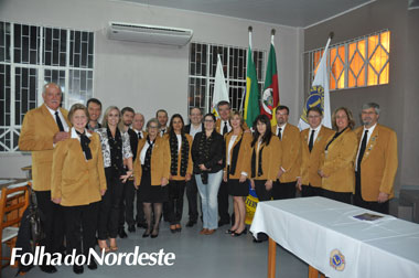 Lions Clube admite novos associados