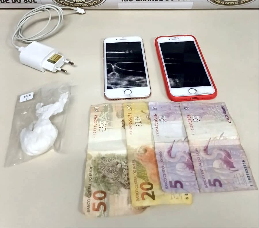 BM prende dois por tráfico de drogas no bairro Gaúcha, em Lagoa Vermelha