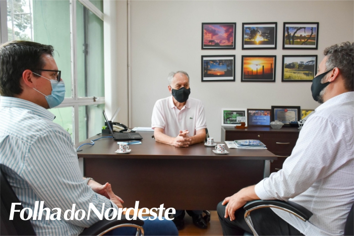 Deputado Professor Issur Koch visita Câmara de Vereadores de Lagoa Vermelha