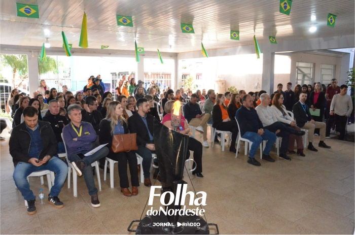 Setor financeiro é reconhecido em ato cívico da Semana da Pátria em Lagoa Vermelha