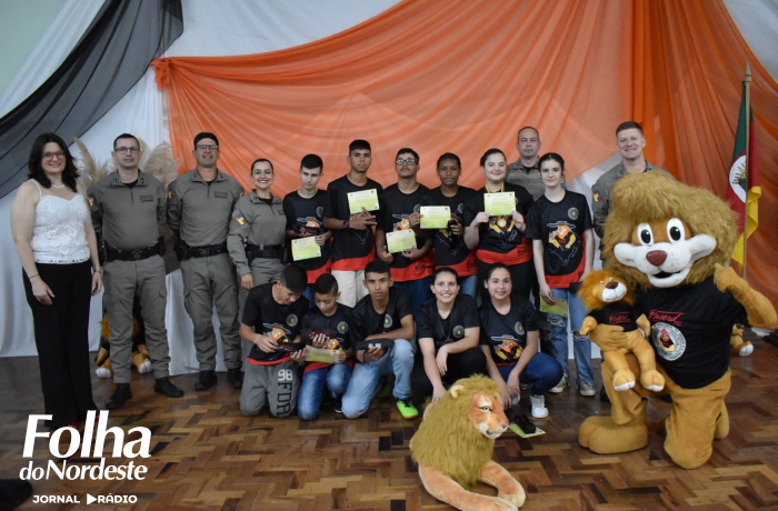 Brigada Militar de Campestre da Serra realiza formatura do PROERD