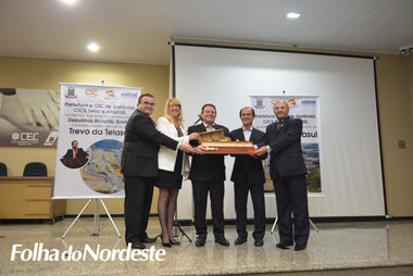 Deputado Santini é homenageado pelas melhorias na BR-470