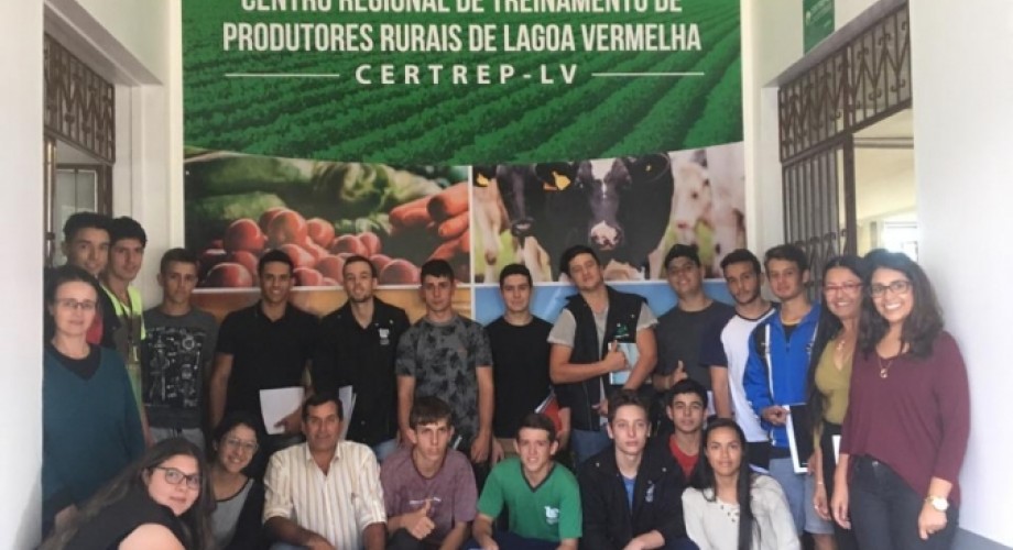 Novos cursos voltados à mecanização agrícola serão ofertados no Centro Regional de Treinamento de Produtores Rurais