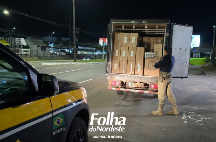 PRF prende homem com 27 mil maços de cigarros contrabandeados em Caxias do Sul