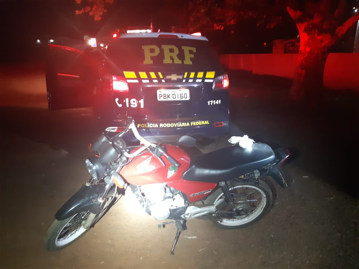 Motociclista é preso transportando cacaína