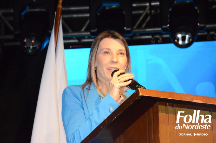 Celebramos a leitura e a cultura como pontes que unem nossos municípios, destaca prefeita Joelice Canali na abertura da Feira Regional do Livro