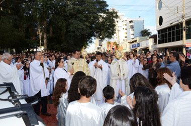 Igrejas São Paulo e Santo Antônio celebram Corpus Christi