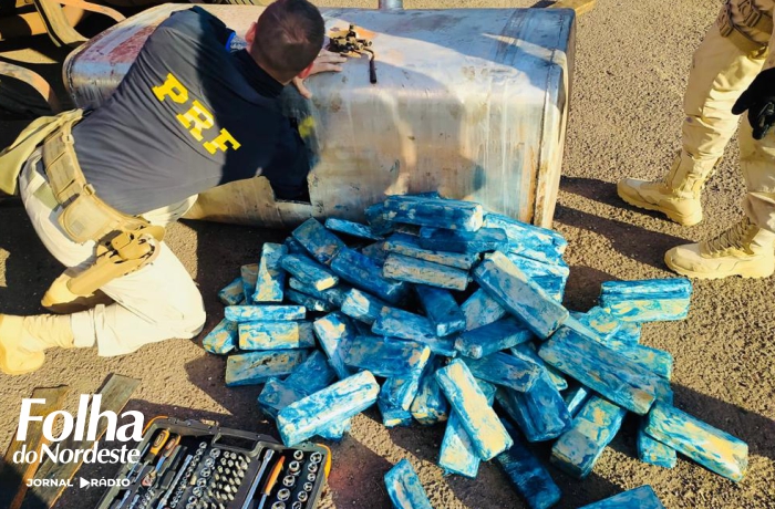 PRF apreende carreta com mais de meia tonelada de maconha nos tanques de combustível 