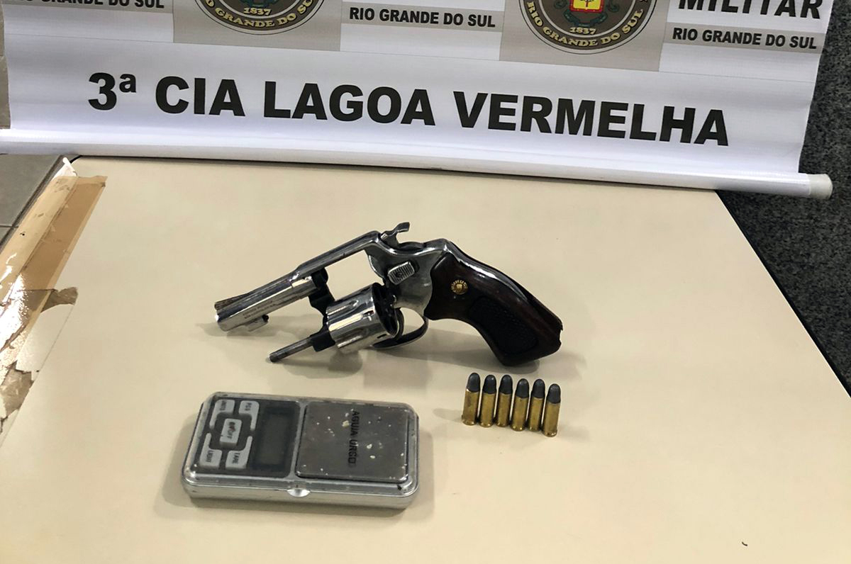  Brigada Militar de Lagoa Vermelha efetua prisão por porte ilegal de arma de fogo