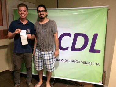 David Kelim é o contemplado com o carro OKm na Campanha da CDL