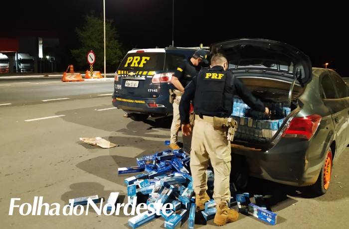 PRF apreende carro clonado com 85 mil reais em cigarros contrabandeados em Passo Fundo