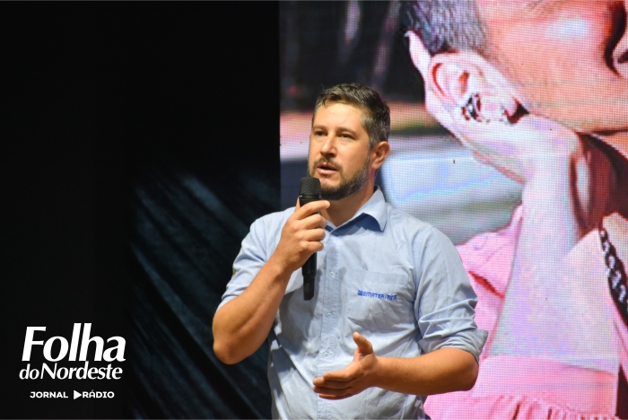 Josmar Veloso participa de evento de formação para professores