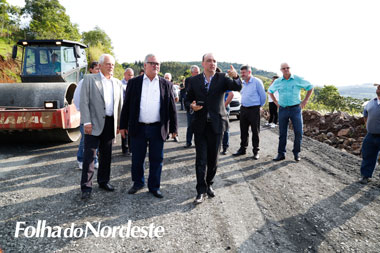 Vice-governador vistoria obras nas ERS-467 e 491 em Ibiaçá e Marcelino Ramos