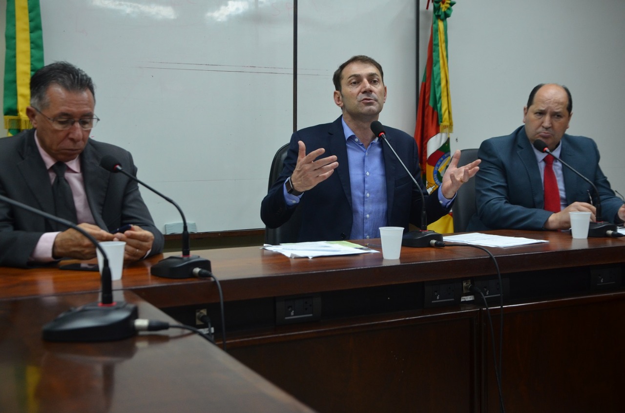 Frente parlamentar defende a manutenção dos municípios ameaçados de extinção