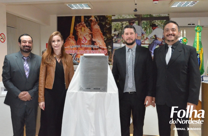Câmara de Vereadores homenageia Dia do Professor