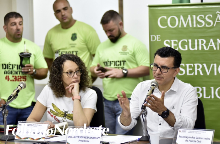 Deputados cobram Banrisul sobre liberação do 13º para os funcionários públicos