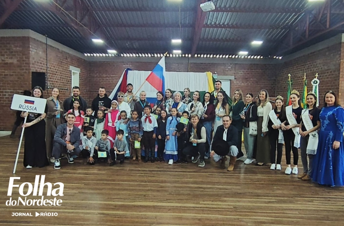Delegação russa vence o 21º Festival Internacional de Folclore de Nova Prata após passar por André da Rocha