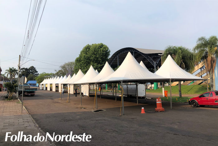  Inicia montagem da estrutura para Feira do Livro 2019