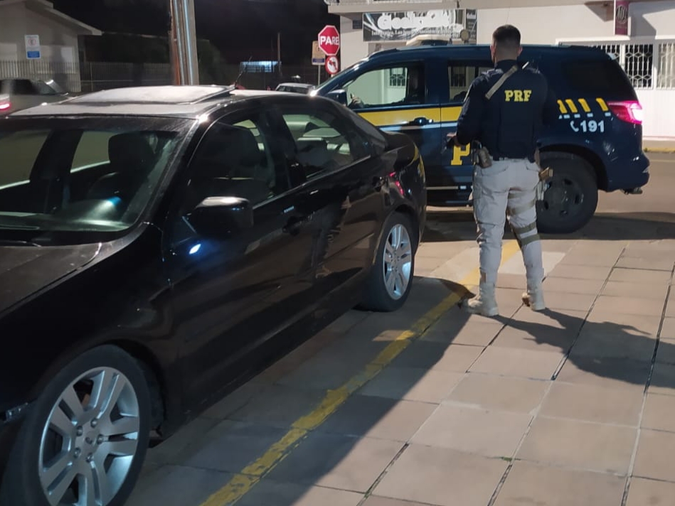 PRF prende procurado pela justiça por crime da Lei Maria da Penha
