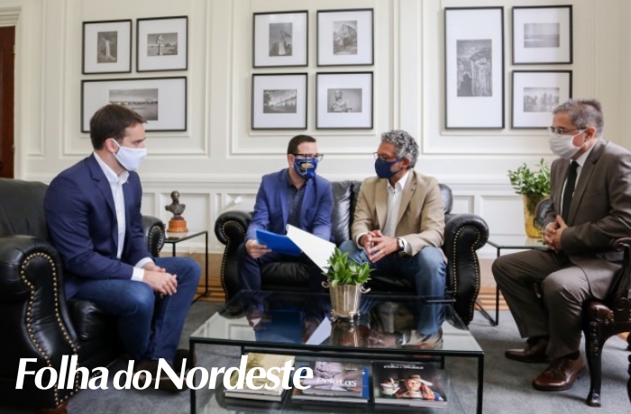 Leite recebe relatório da Lei Orçamentária Anual 2021, com destaque para realismo financeiro