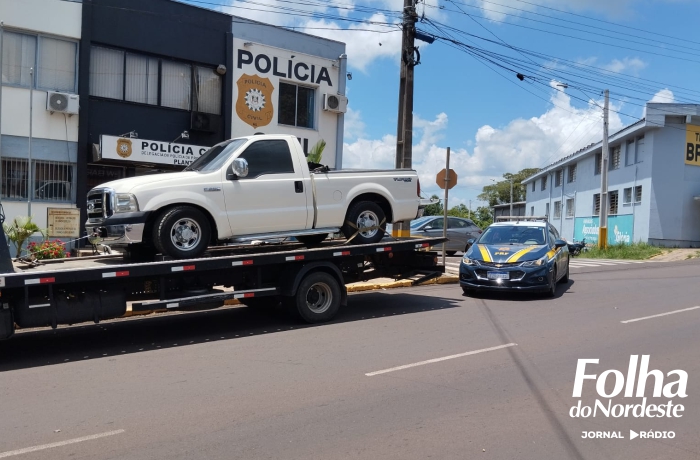 PRF e BM recuperam veículo furtado