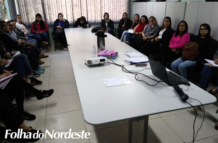 Encontro marca avaliação com os oficineiros municipais