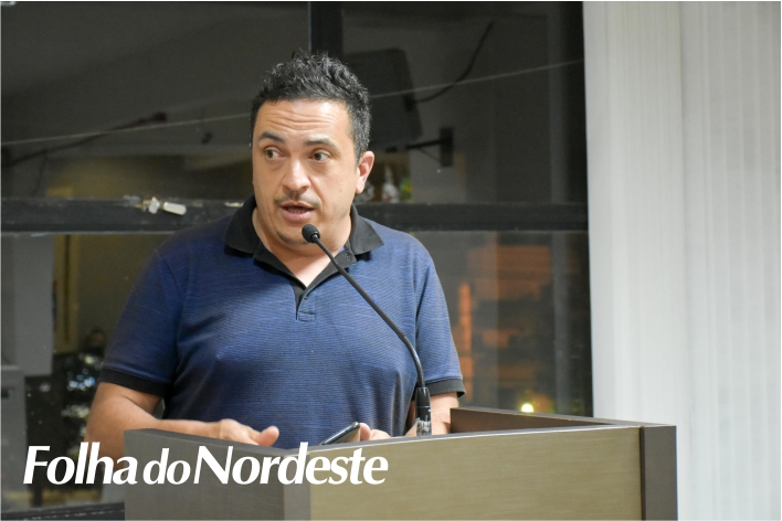 Líder do governo destaca trabalho da indústria moveleira lagoense