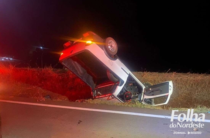 Duas pessoas ficam feridas em capotamento na ERS-430 entre Tapejara e Charrua