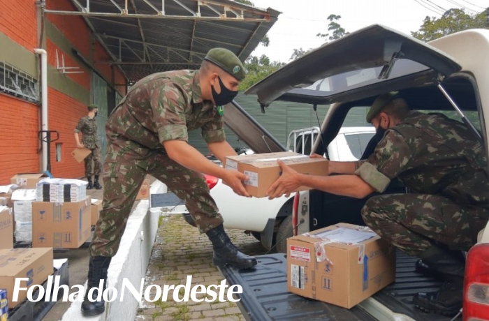 Exército distribui maior lote de medicamentos do kit intubação nesta terça-feira (30)