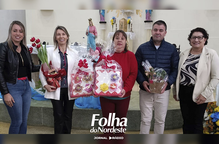 Grupos prestam homenagem à prefeita Joelice e ao vice Alaor durante celebração dos 38 anos de Caseiros
