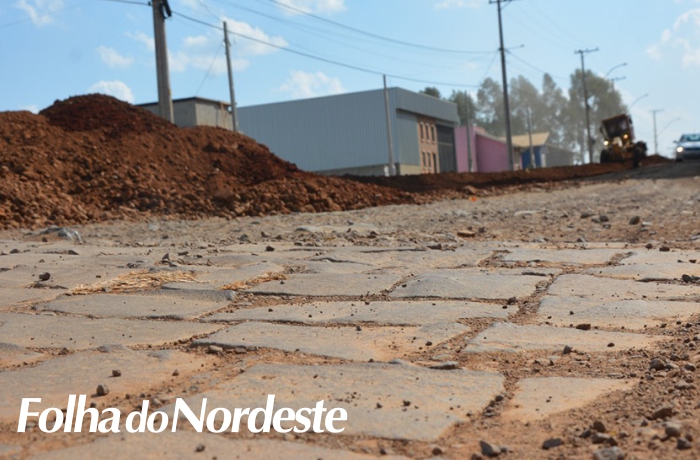 Rua Maria Luiza Nunes está sendo preparada para receber pavimentação