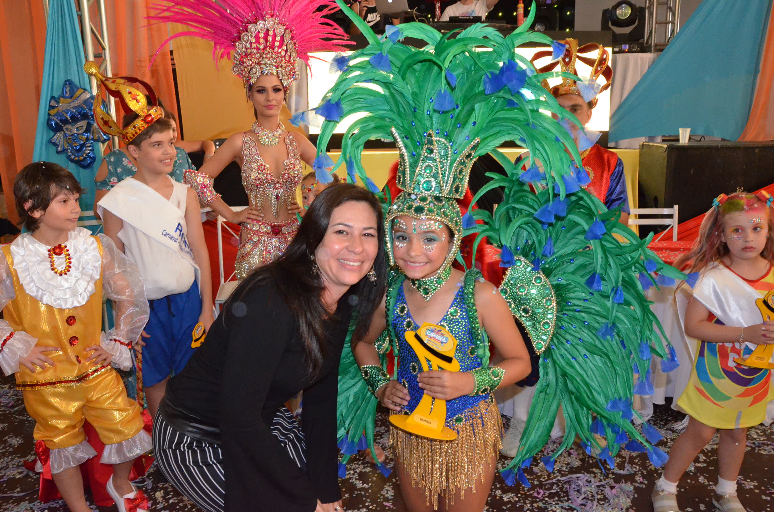 Beatriz Dal Bosco é a nova Rainha do Carnaval Infantil do Clube Comercial
