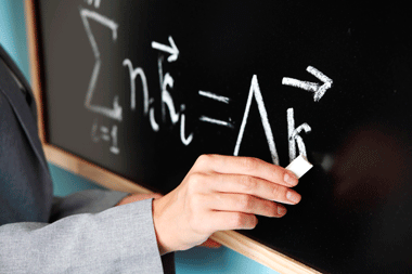 Prefeitura abre vagas para professores de ciências e matemática