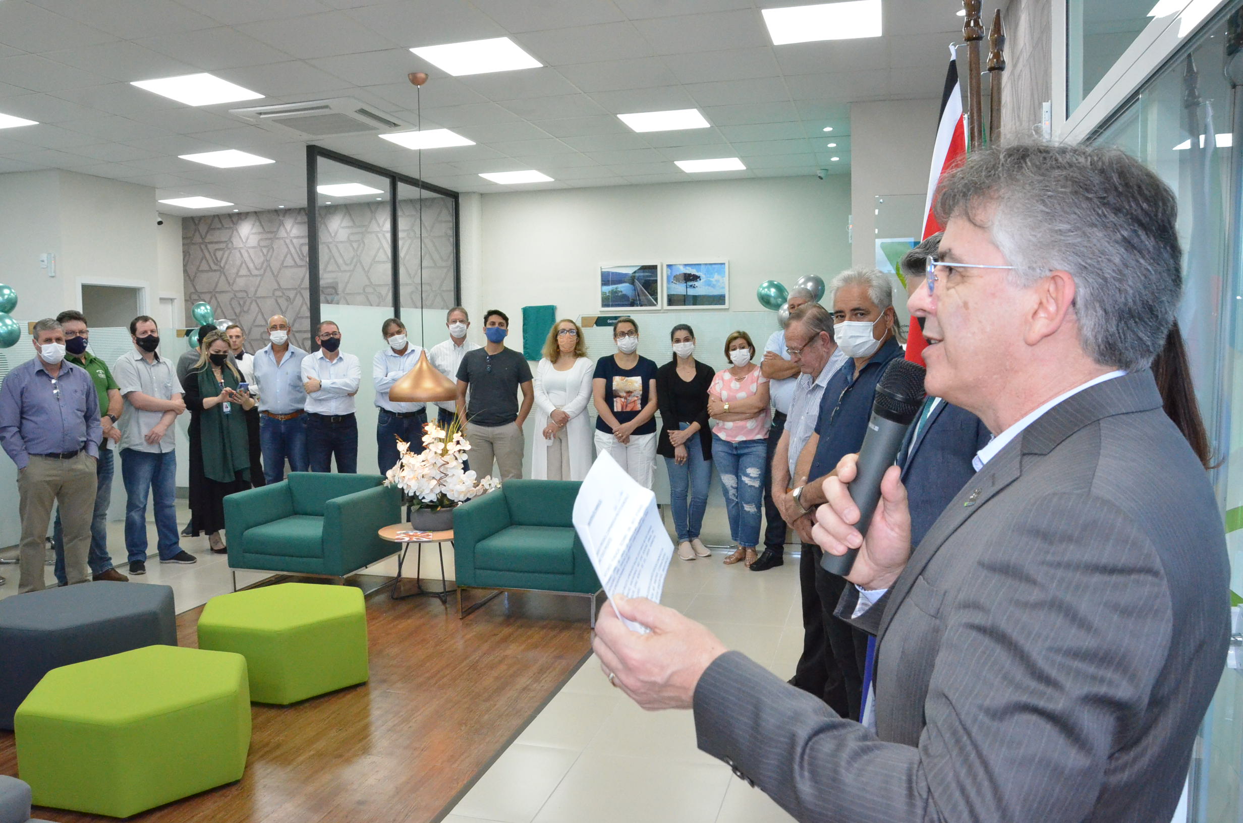 Sicoob inaugura agência em Barracão