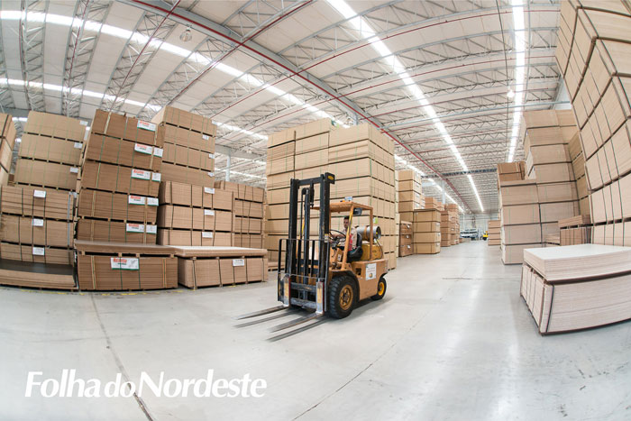 Exportações do polo moveleiro de Bento Gonçalves já mostram impacto da pandemia