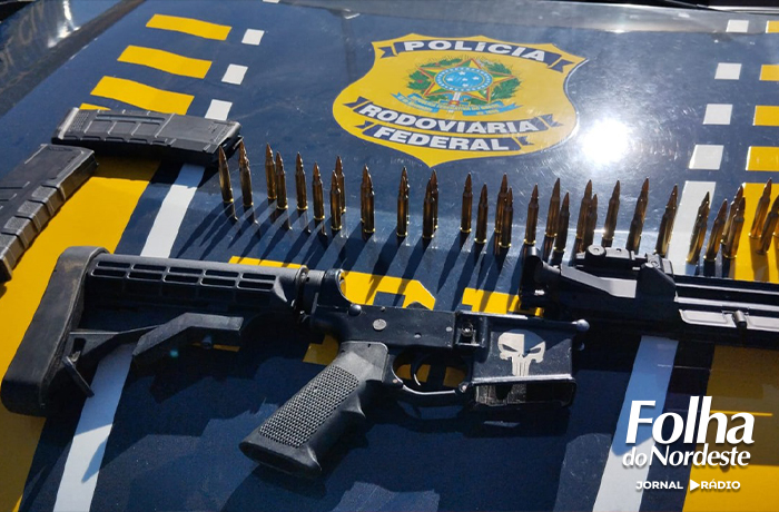 PRF prende dois homens com fuzil calibre 556 escondido em fundo falso na BR-386, em Sarandi