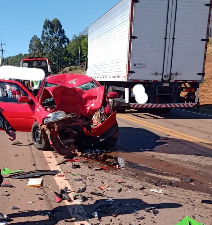 Sananduva/São João da Urtiga: Acidente entre moto e veículo deixa feridos na região