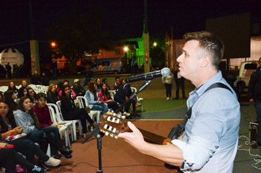 Feira do Livro contou com participação de Rafael Gabriel
