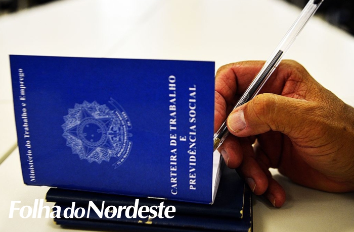 Desemprego cai para 8,9% em trimestre encerrado em agosto, diz IBGE