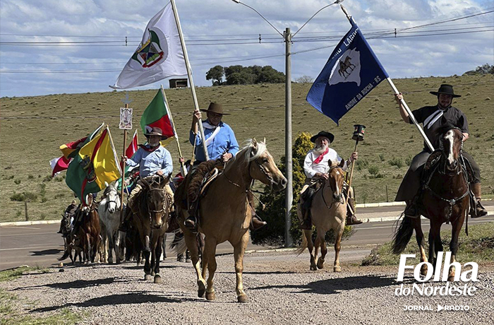 Símbolo do tradicionalismo, Chama Crioula é acolhida em André da Rocha