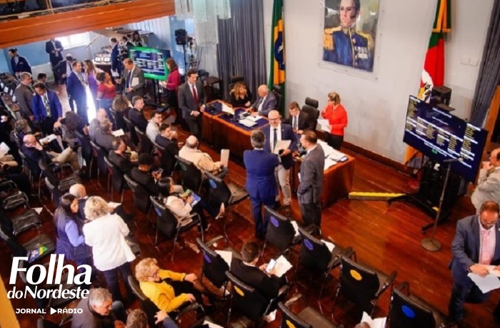 Assembleia aprova projeto para a contratação emergencial de professores e servidores de escolas