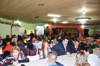 ABAMF de Lagoa Vermelha comemora 29 anos com jantar dançante